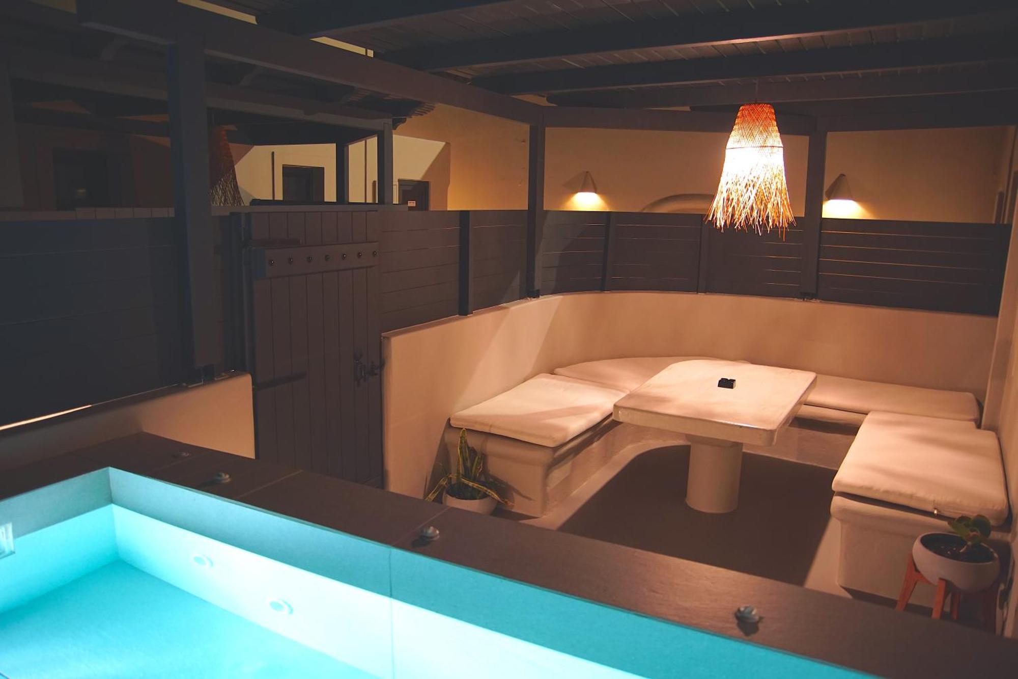 Black Diamond Suites (Adults Only) Akrotírion Buitenkant foto